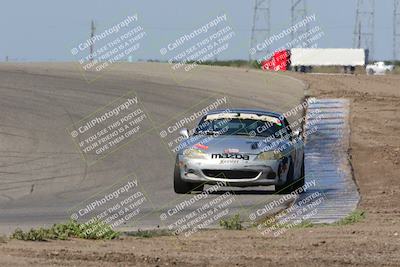 media/Apr-30-2022-CalClub SCCA (Sat) [[98b58ad398]]/Group 5/Race (Outside Grapevine)/